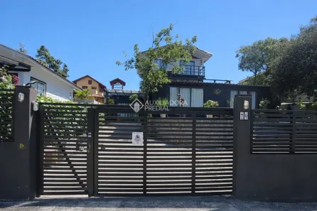 Casa com 1 Quarto à venda, 447m² no Guarda do Embaú, Palhoça