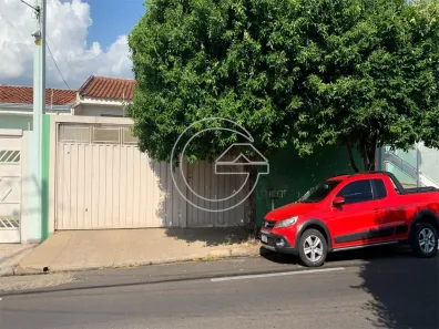 Casa com 4 Quartos à venda, 176m² no Centro, Marília