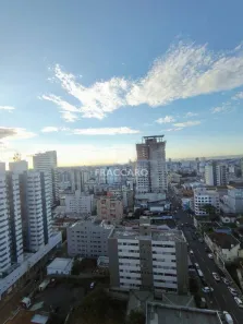 Apartamento com 3 Quartos para alugar, 194m² no Centro, Ponta Grossa