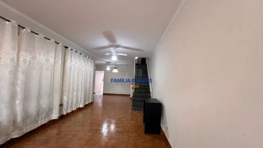 Sobrado com 3 Quartos para venda ou aluguel, 209m² no Vila Belmiro, Santos