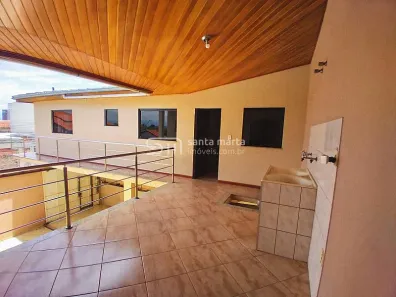 Sobrado com 3 Quartos à venda, 300m² no Cruz, Lorena