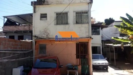 Casa com 8 Quartos à venda, 240m² no Santa Cruz, Belo Horizonte