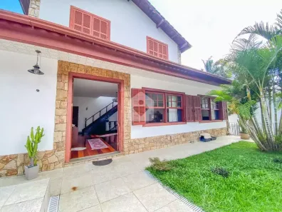 Casa com 6 Quartos à venda, 553m² no Quitandinha, Petrópolis