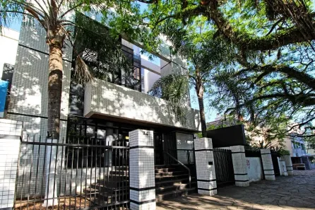 Prédio Comercial para alugar, 984m² no Jardim do Salso, Porto Alegre