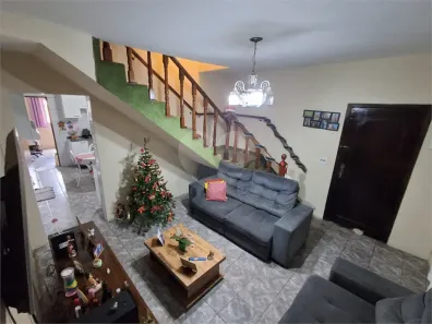 Sobrado com 3 Quartos à venda, 169m² no Cidade Parque Brasília, Guarulhos