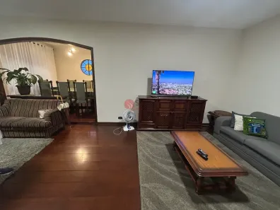 Casa com 3 Quartos à venda, 227m² no Vila Santa Isabel, São Paulo