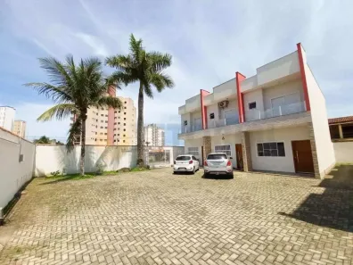 Casa de Condomínio com 2 Quartos à venda, 80m² no Parque Balneário Poiares, Caraguatatuba