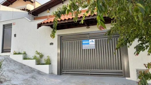 Casa com 3 Quartos à venda, 200m² no Castelinho, Piracicaba