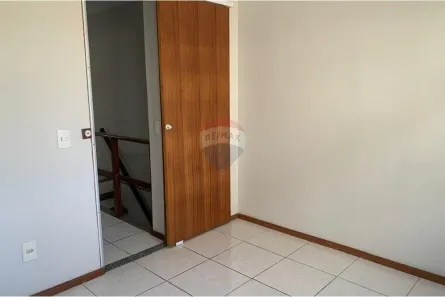 Casa de Condomínio com 2 Quartos à venda, 43m² no Vila Leopoldina, Duque de Caxias