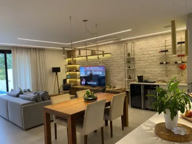 Casa com 3 Quartos à venda, 236m² no Córrego Grande, Florianópolis