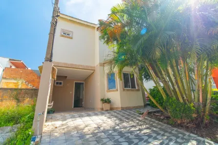 Casa de Condomínio com 3 Quartos à venda, 161m² no Guarujá, Porto Alegre