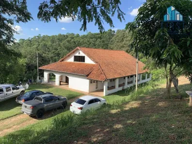 Fazenda/Sítio com 4 Quartos à venda, 1000m² no Monterrey, Louveira