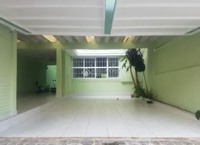 Sobrado com 5 Quartos à venda, 193m² no Vila Guiomar, Santo André