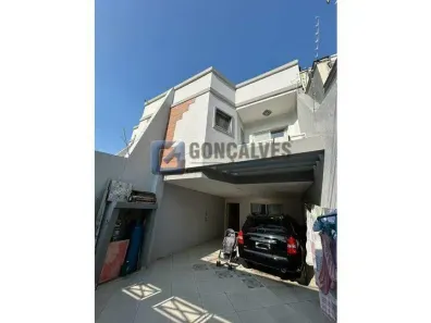 Sobrado com 3 Quartos à venda, 186m² no Vila Guiomar, Santo André