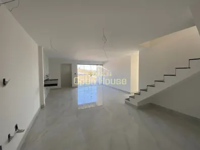 Cobertura com 3 Quartos à venda, 146m² no Jardim Amália, Volta Redonda