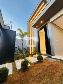 Casa com 3 Quartos à venda, 286m² no Grand Ville, Uberlândia