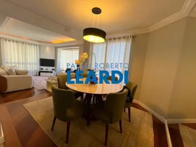 Apartamento com 3 Quartos à venda, 131m² no Jardim Avelino, São Paulo