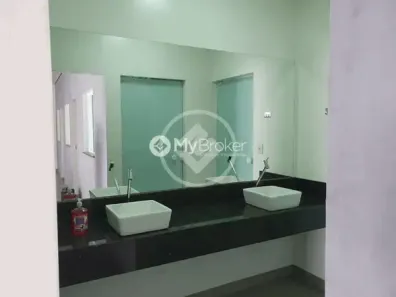 Casa com 2 Quartos à venda, 200m² no Residencial Integração, Uberlândia