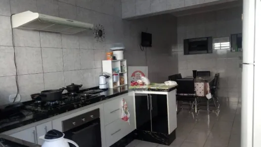 Casa com 3 Quartos à venda, 200m² no Jardim Ana Emilia, Taubaté