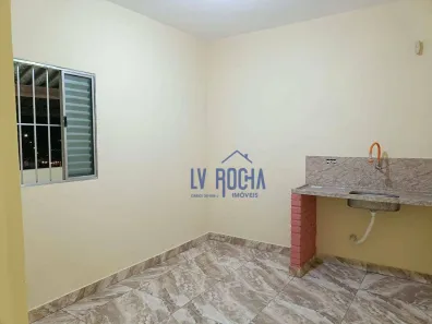 Casa com 2 Quartos para alugar, 40m² no Parelheiros, São Paulo