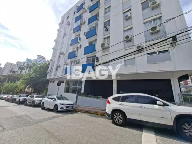 Apartamento com 3 Quartos para alugar, 105m² no Centro, Florianópolis