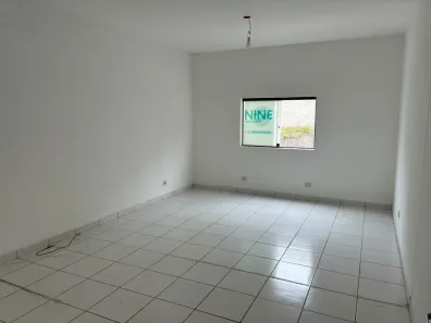 Ponto Comercial para alugar, 30m² no Jardim do Golf I, Jandira
