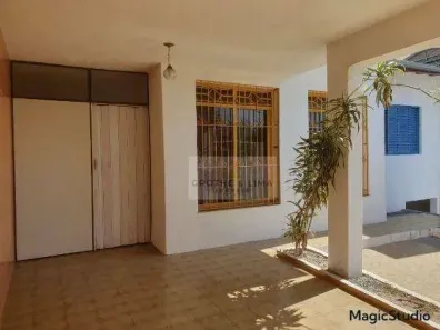 Sobrado com 2 Quartos à venda, 193m² no Jardim Jacinto, Jacareí