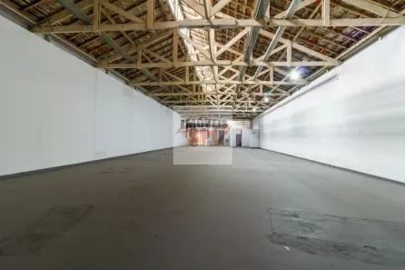 Galpão/Depósito/Armazém para alugar, 550m² no Vila Romana, São Paulo