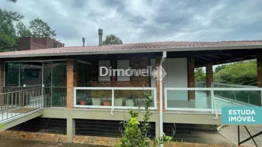Casa com 3 Quartos à venda, 309m² no Hípica, Porto Alegre