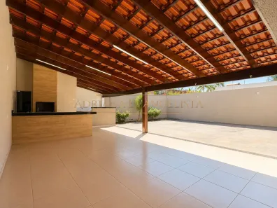 Casa com 3 Quartos à venda, 228m² no Anápolis City, Anápolis
