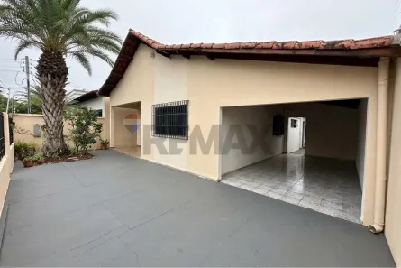 Casa com 4 Quartos à venda, 260m² no Vila Aurora I, Rondonópolis