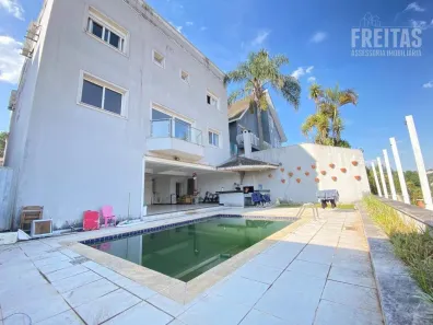 Casa de Condomínio com 4 Quartos para alugar, 420m² no Alphaville, Santana de Parnaíba