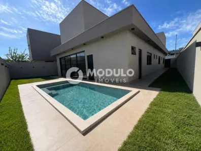 Casa de Condomínio com 3 Quartos à venda, 242m² no Granja Marileusa, Uberlândia