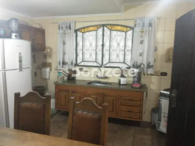 Casa com 2 Quartos para alugar, 132m² no Parque das Nações, Santo André