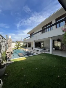 Casa com 4 Quartos para alugar, 300m² no Parque Residencial Nardini, Americana