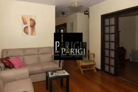 Casa com 3 Quartos para alugar, 197m² no Santa Maria Goretti, Porto Alegre