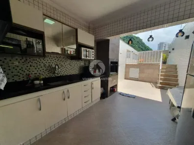Casa com 4 Quartos à venda, 232m² no Marapé, Santos