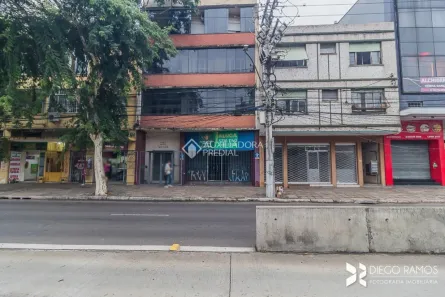 Ponto Comercial para alugar, 151m² no Santa Cecília, Porto Alegre