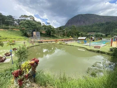 Lote/Terreno com 1 Quarto à venda, 586m² no Fazenda Alpina, Teresópolis