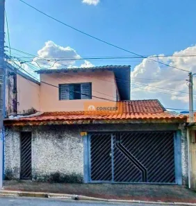 Sobrado com 3 Quartos à venda, 207m² no Centro, Poá