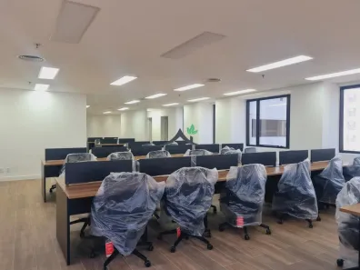 Sala Comercial com 3 Quartos para alugar, 223m² no Cidade Monções, São Paulo