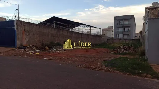 Lote/Terreno à venda, 480m² no Carajás, Uberlândia