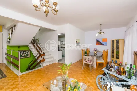 Casa com 3 Quartos à venda, 300m² no Jardim Sabará, Porto Alegre