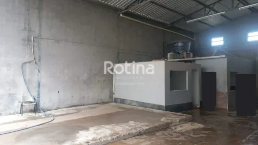 Galpão/Depósito/Armazém para alugar, 180m² no Daniel Fonseca, Uberlândia