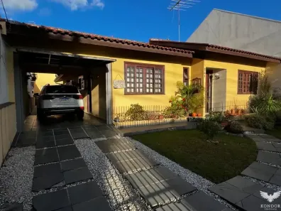 Casa com 3 Quartos à venda, 195m² no São Braz, Curitiba