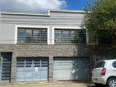 Casa com 3 Quartos à venda, 238m² no Centro, Araraquara