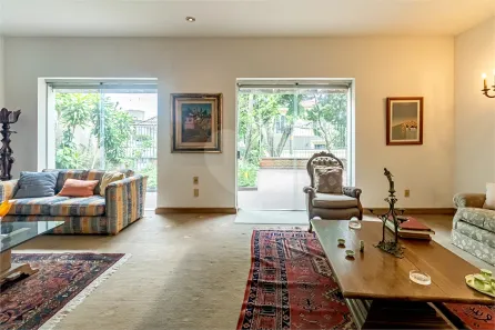 Sobrado com 4 Quartos à venda, 353m² no Pacaembu, São Paulo