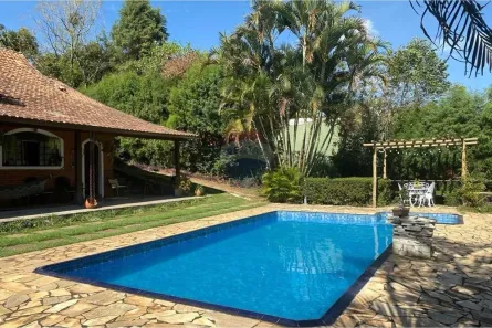 Fazenda/Sítio com 5 Quartos à venda, 306m² no do Carmo (Canguera), São Roque