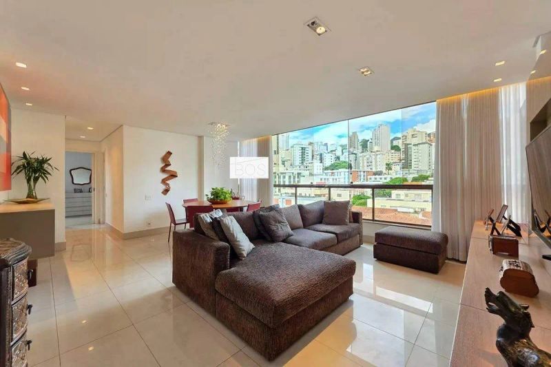 Apartamento com 3 quartos — Serra, Belo Horizonte