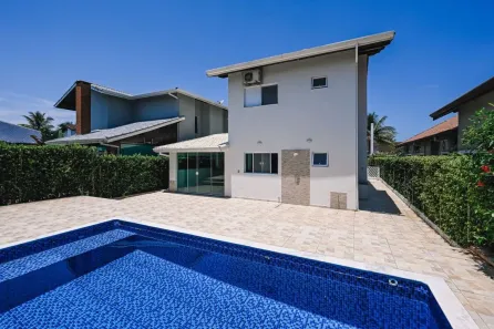 Casa de Condomínio com 3 Quartos à venda, 217m² no Bal Stella Maris, Peruíbe